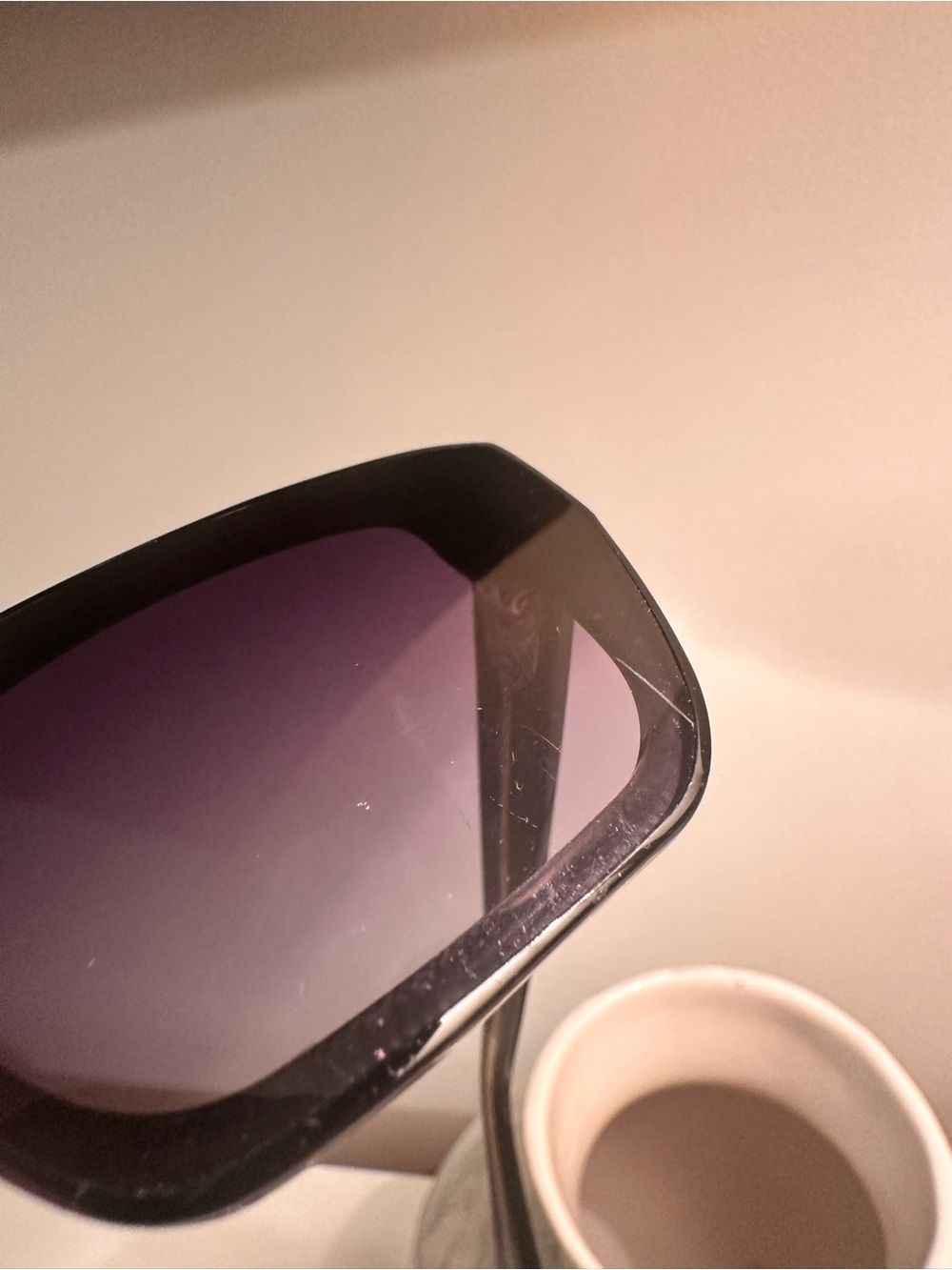 KREWE - Wisner Retro Black Rectangular Sunglasses with Purple Granite - Picture 7 of 7